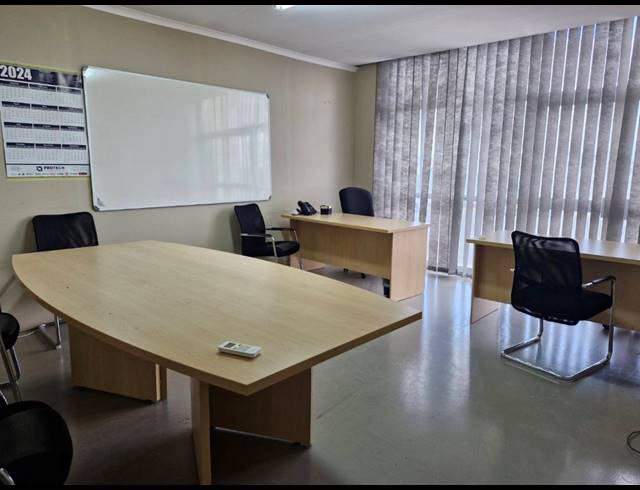 660M² RETAIL TO LET IN CAPE GATE